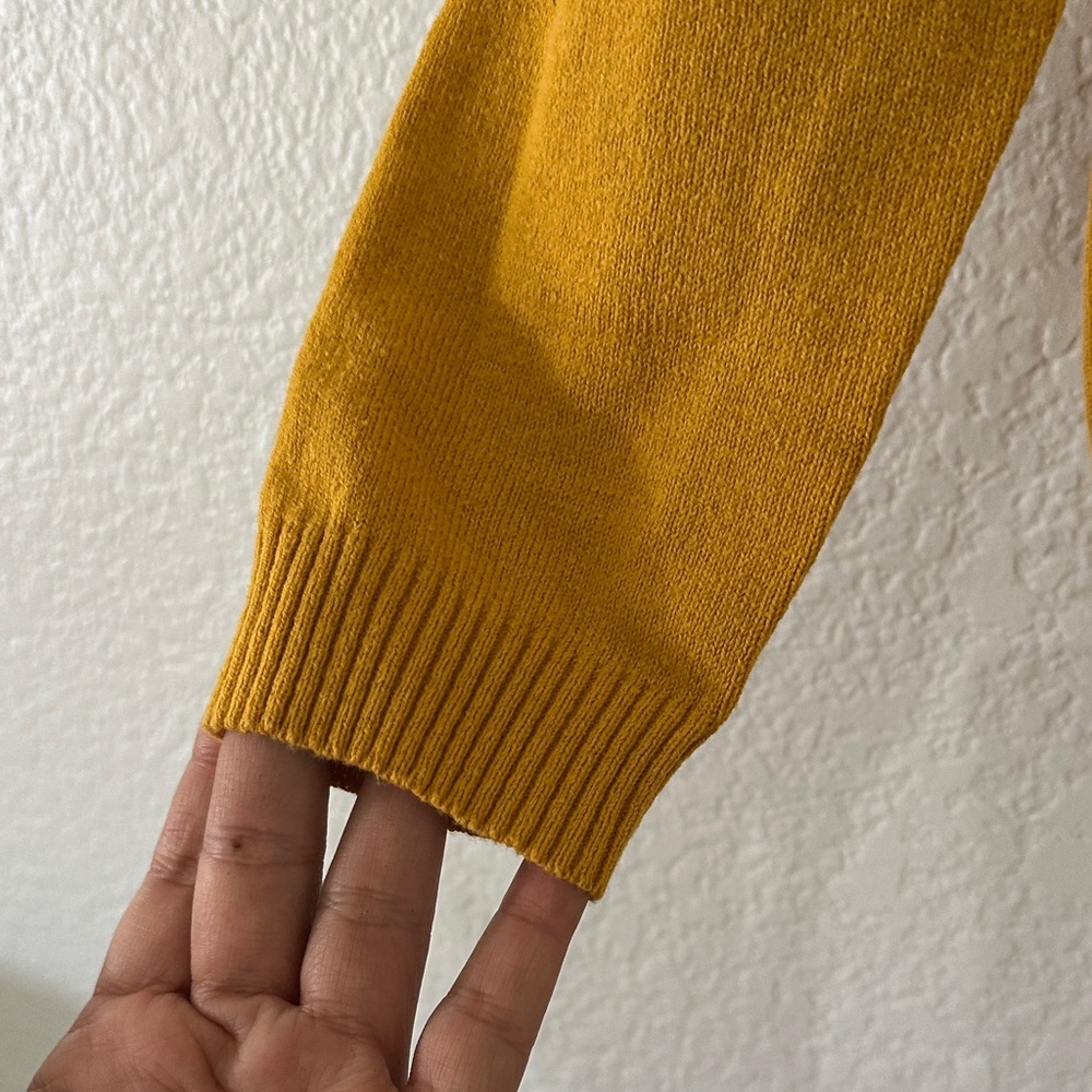 BONGO Mustard Sweater with Tiger Design - Picture 4 of 5